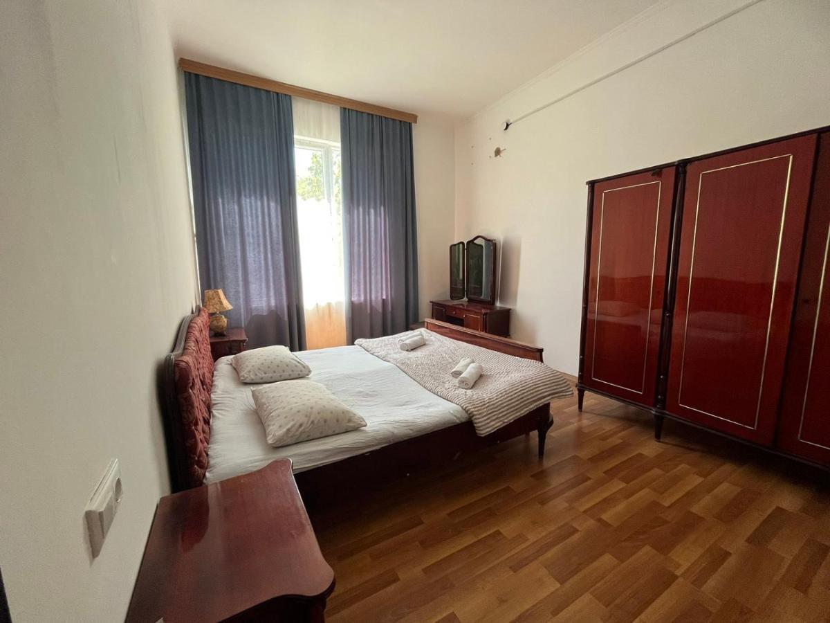 Guest House Oasis - Tvishi Εξωτερικό φωτογραφία