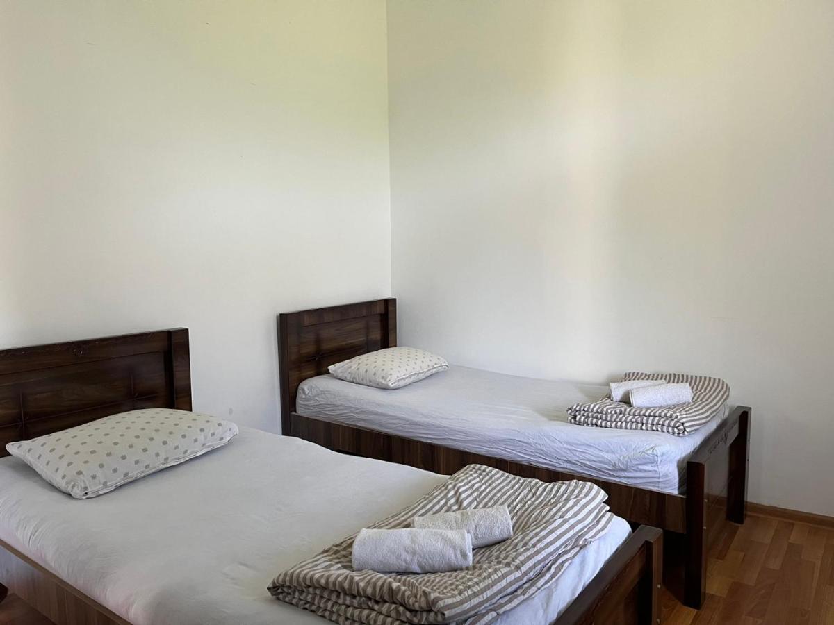Guest House Oasis - Tvishi Εξωτερικό φωτογραφία