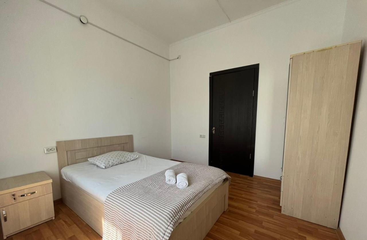 Guest House Oasis - Tvishi Εξωτερικό φωτογραφία